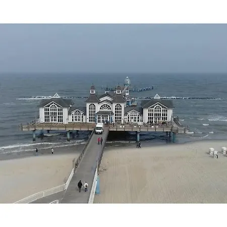 Dycke Haus 6 Comfortable Ferienhaus Zudar